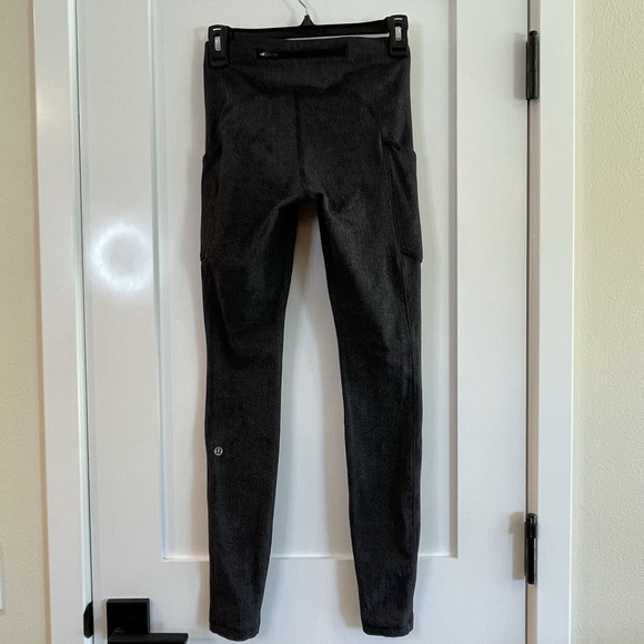 Lululemon Speed Up Tight Power Luxtreme Variegated Knit Black Heat 4 Pockets - Picture 3 of 16